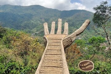 La Mano del Mantra - Mantra Trail at Hacienda La Chimba